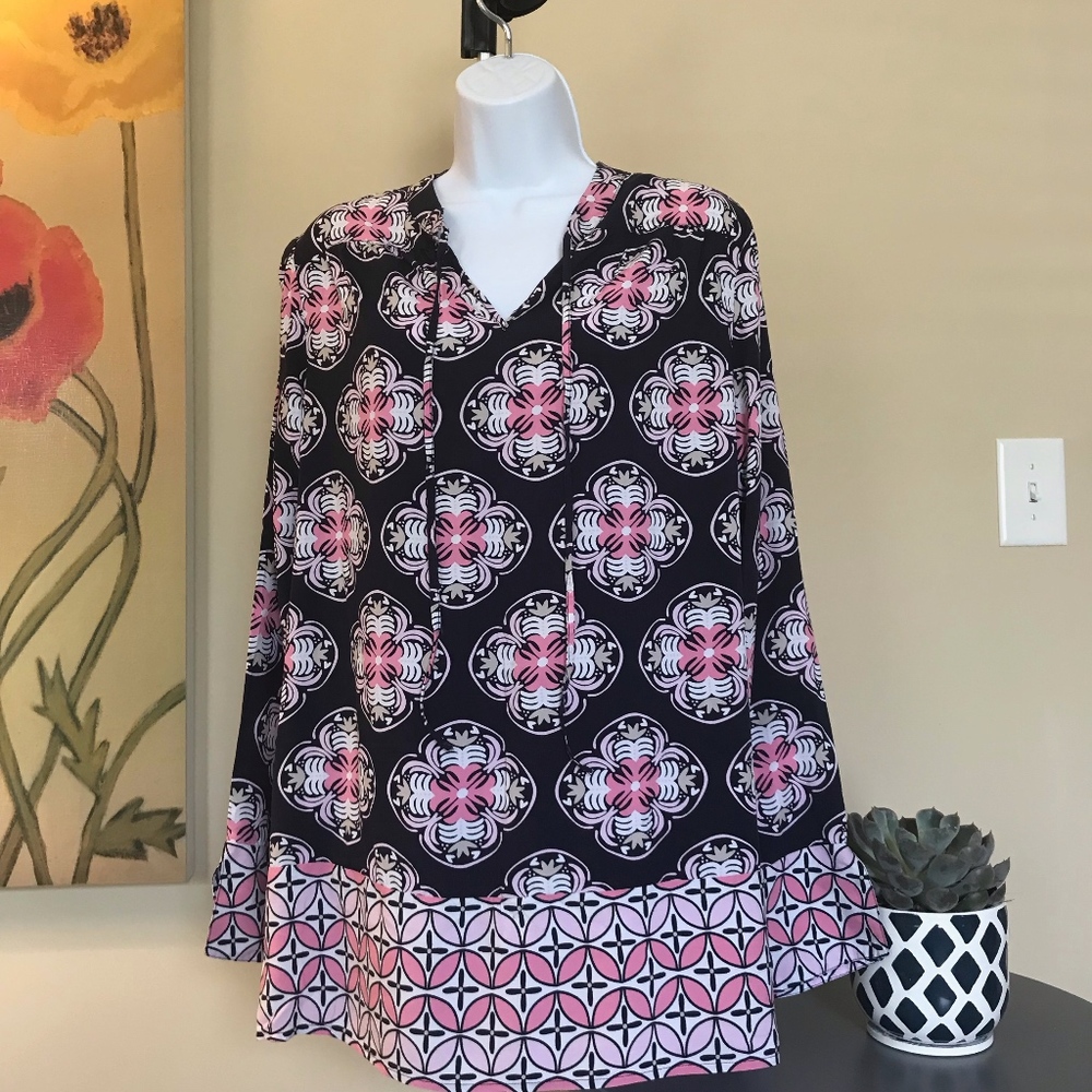 Crown & Ivy Tunic